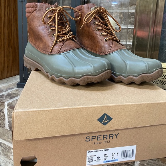 Sperry Other - SPERRY Men's Brown and Green Duck Boots